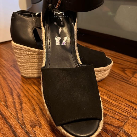Marc Fisher platform Espadrilles - Picture 5 of 5